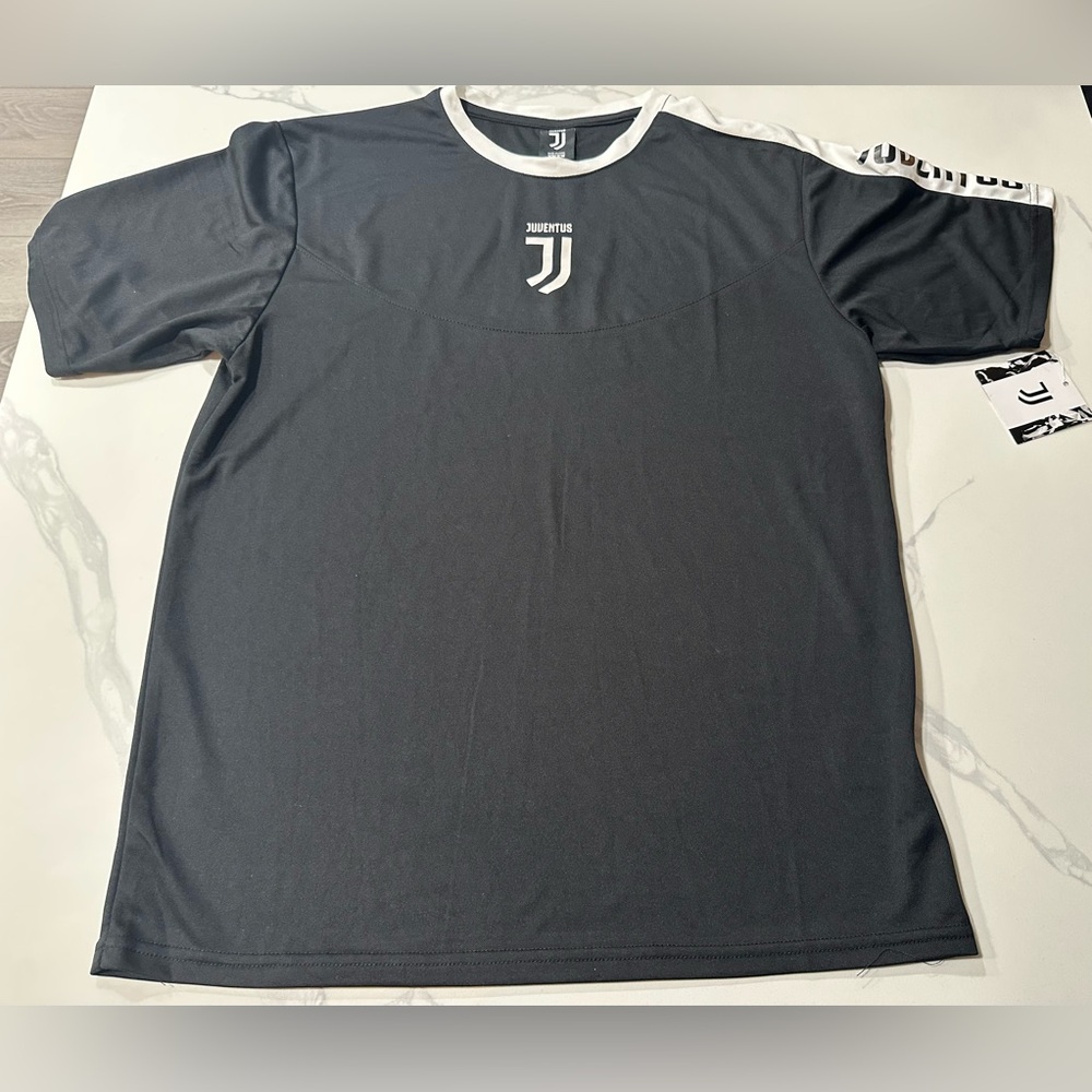 Juventus FC Serie A Football / Soccer Shirt (Large) Retails For $50